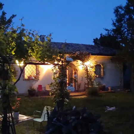 Bed and Breakfast Alla Palombara Di *
