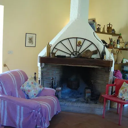 Bed and Breakfast Alla Palombara Di *